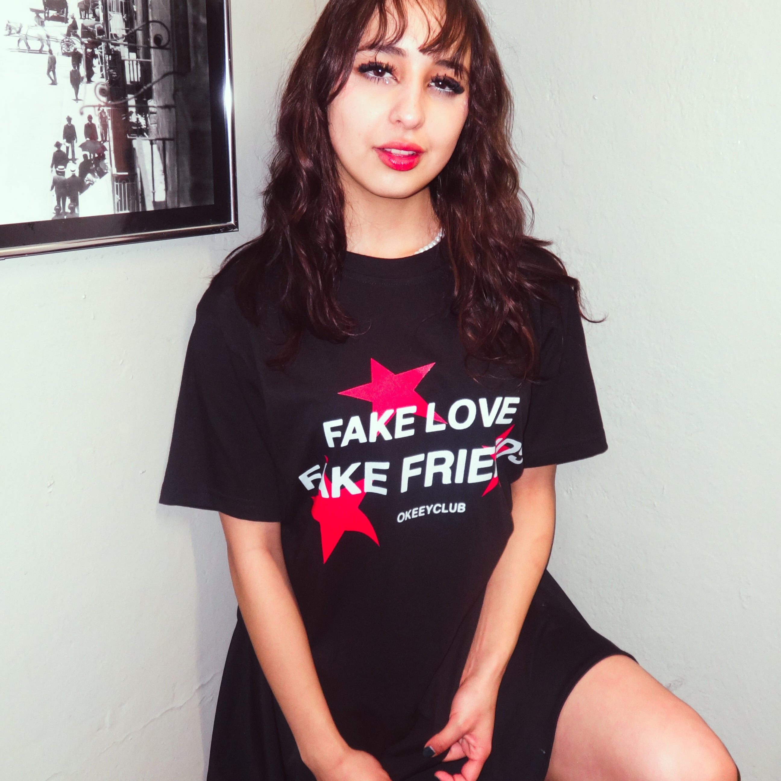 STARS STARS FAKE LOVE